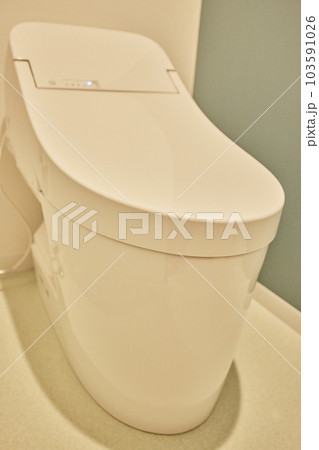 清潔感のあるトイレ　新築 103591026