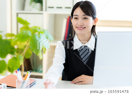 受付 受付 103591478