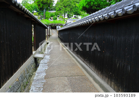 【岡山県】旧野崎家住宅 103593189