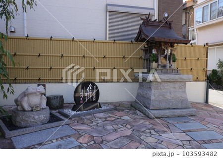 千葉県市川市押切の田中稲荷神社 103593482