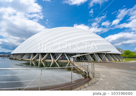 ニプロ ハチ公ドーム 大館樹海ドーム 国内最大の木造建築 自然が見直される建築 ニプロ ハチ公ドーム 大館樹海ドーム 国内最大の木造建築 自然が見直される建築 103596080