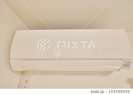 エアコン　空調機　イメージ　室内機 103598456