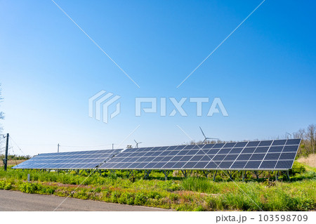 太陽光発電 ソーラーパネル 風力発電 太陽光発電 ソーラーパネル 風力発電 103598709