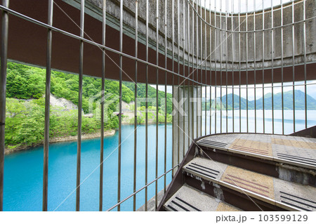 秋田県玉川ダム 展望台へ 秋田県玉川ダム 展望台へ 103599129