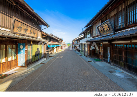 岐阜県　恵那市　岩村の町並み 103612537