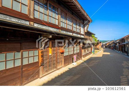 岐阜県　恵那市　岩村の町並み 103612561