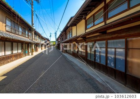 岐阜県　恵那市　岩村の町並み 103612603