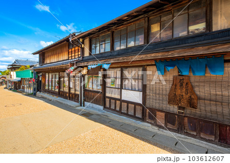 岐阜県　恵那市　岩村の町並み 103612607