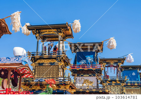犬山祭、犬山城前広場の車山揃え〈愛知県犬山市〉 犬山祭、犬山城前広場の車山揃え〈愛知県犬山市〉 103614781