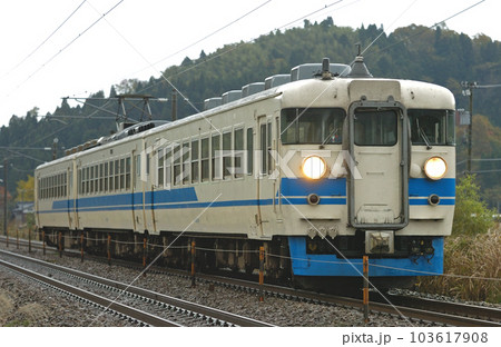 北陸本線　倶利伽羅ー津幡　JR西日本　475系　A11編成（金沢） 103617908