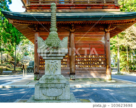 比叡山、延暦寺東塔の文殊楼 比叡山、延暦寺東塔の文殊楼 103623698