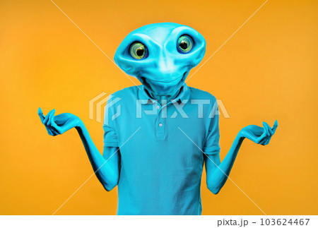Confused blue skin-tone alien, shoulders up can't help, gesture of dont know Confused blue skin-tone alien, shoulders up can't help, gesture of dont know 103624467