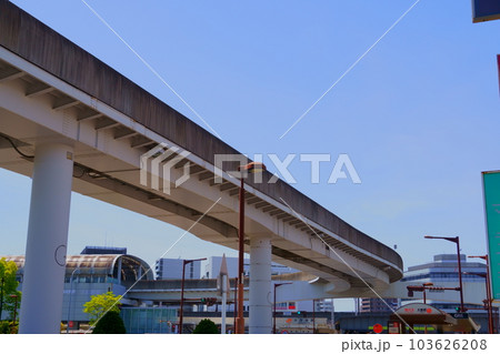 大曽根駅東口駅前とゆとりーとライン高架橋 大曽根駅東口駅前とゆとりーとライン高架橋 103626208