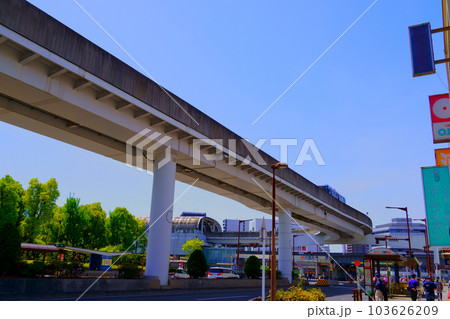大曽根駅東口駅前とゆとりーとライン高架橋 大曽根駅東口駅前とゆとりーとライン高架橋 103626209