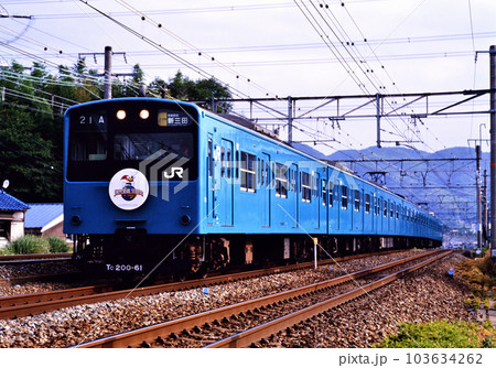 2001年 JR京都線を走る201系普通電車7両 2001年 JR京都線を走る201系普通電車7両 103634262