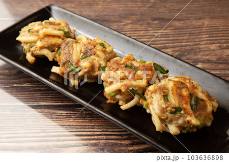 うどん餃子 103636898