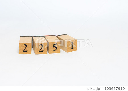 木のブロック　数字　Number　2251 103637910
