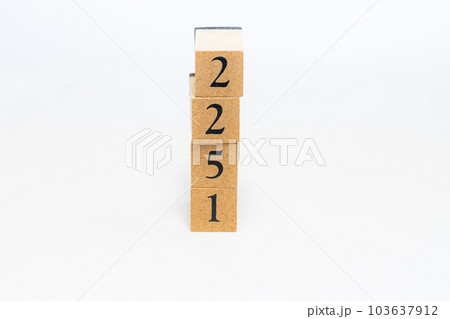 木のブロック　数字　Number　2251 103637912