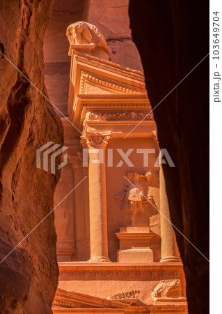 Petra, Jordan Siq, Treasury, Al Khazneh frame view 103649704
