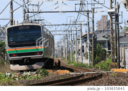 JR宇都宮線を走る通勤電車 JR宇都宮線を走る通勤電車 103655641