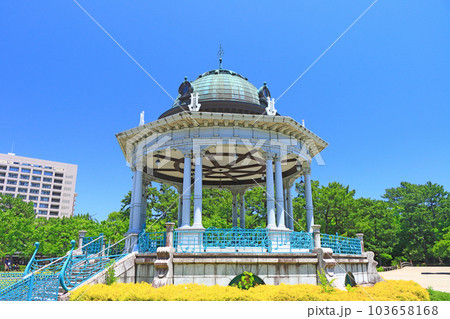 名古屋市、鶴舞公園奏楽堂の風景 名古屋市、鶴舞公園奏楽堂の風景 103658168