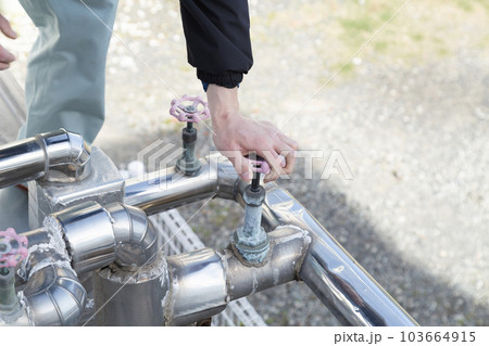 受水槽点検 103664915