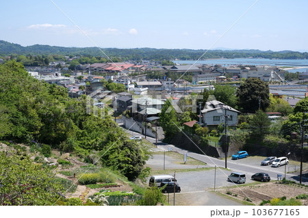 松島新富山展望台から眺めた街並 松島新富山展望台から眺めた街並 103677165