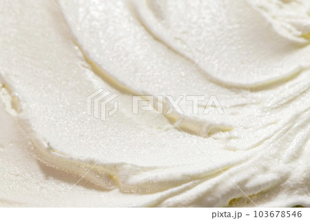 冷たくて美味しいアイスミルククリーム 103678546