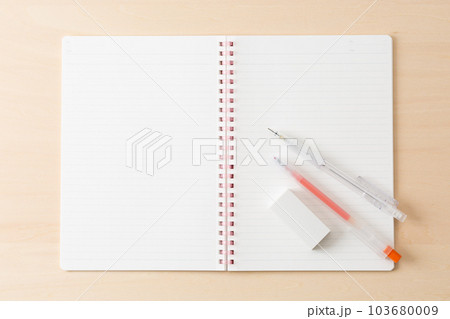 ノートとシャープペン(文房具) ノートとシャープペン(文房具) 103680009