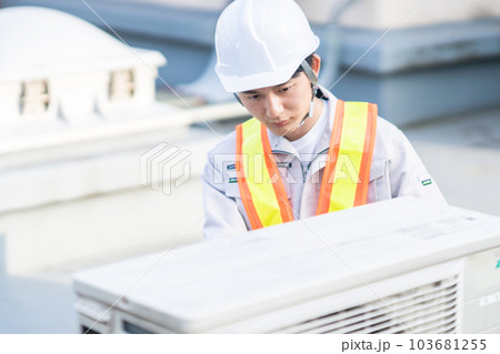 ビルメンテナンス会社のエンジニア ビルメンテナンス会社のエンジニア 103681255