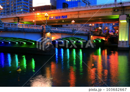 【大阪府】なにわ橋の夜景 103682667