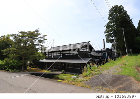 新潟　十日町市　日本酒酒蔵　松乃井酒造場（宝山） 103683897