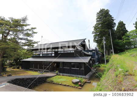 新潟　十日町市　日本酒酒蔵　松乃井酒造場（宝山） 103683902