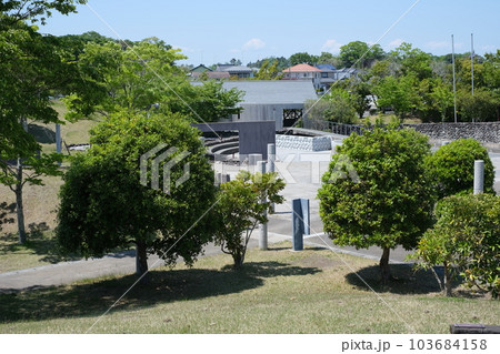奥松島の縄文村の景色 103684158