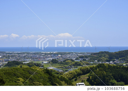 続日本100名城　高天神城　堀切跡 103688756