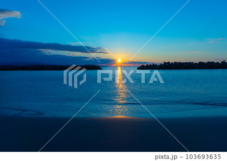 【鳴門風景】海の日の出ふたたび 103693635