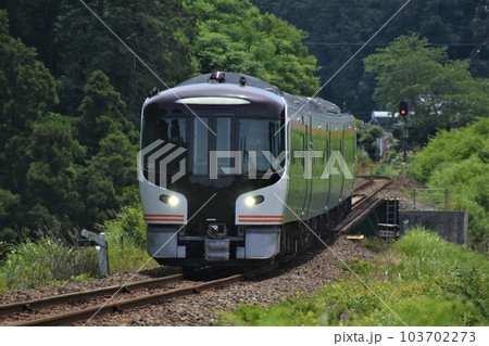 JR東海HC85系南紀試運転 103702273