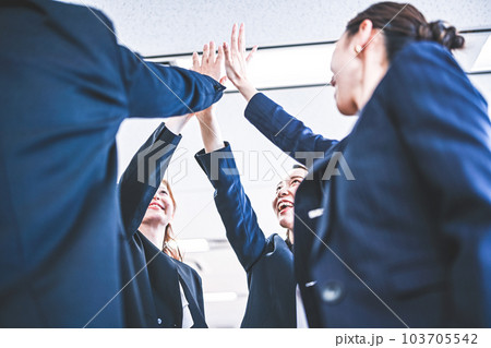 ビジネスシーン 103705542