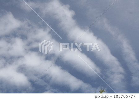 空と雲 103705777