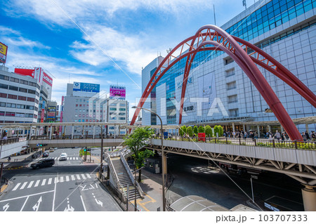 東京都　立川駅の風景 103707333
