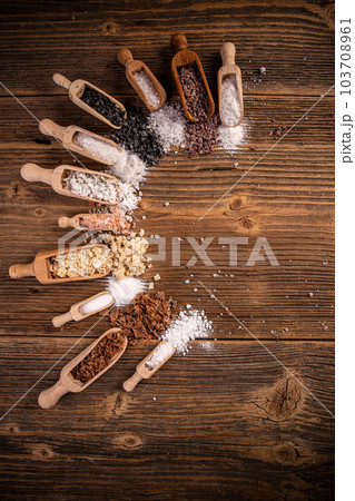 Different types of salt 103708961