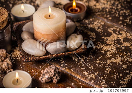 Aromatherapy candles 103708997
