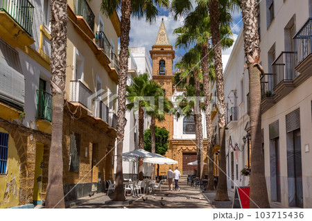 Sunny Street in Cadiz, Andalusia, Spain 103715436