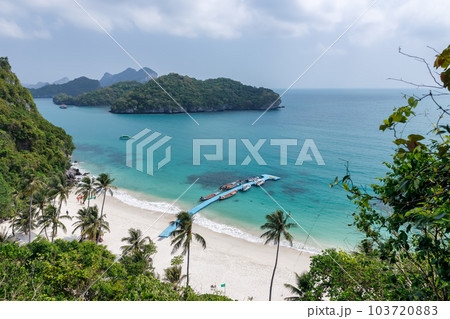 tropical paradise,Bird eye view of Angthong national marine park, koh Samui, Suratthani, Thailand. tropical paradise,Bird eye view of Angthong national marine park, koh Samui, Suratthani, Thailand. 103720883