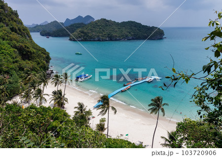 tropical paradise,Bird eye view of Angthong national marine park, koh Samui, Suratthani, Thailand. tropical paradise,Bird eye view of Angthong national marine park, koh Samui, Suratthani, Thailand. 103720906