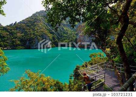 beautiful lagoon,tropical paradise,Angthong national marine park, koh Samui, Suratthani, Thailand. 103721231