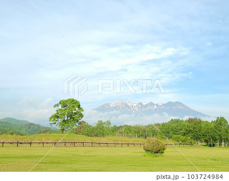 信州・御嶽山(御岳山)の風景 103724984
