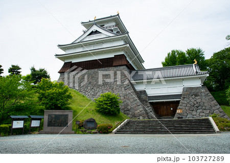 上山城　天守 103727289