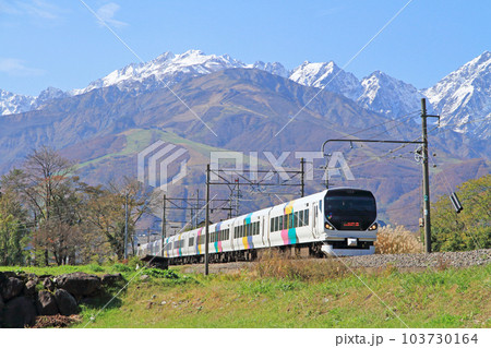 大糸線　白馬山麓の秋　2017年 103730164