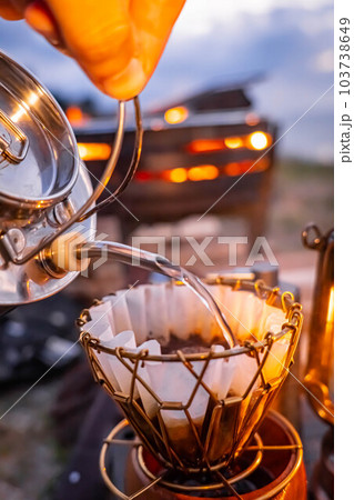 ランタン ランプ 光 灯り 綺麗 幻想的 焚き火 ドリップコーヒー キャンプコーヒー ランタン ランプ 光 灯り 綺麗 幻想的 焚き火 ドリップコーヒー キャンプコーヒー 103738649